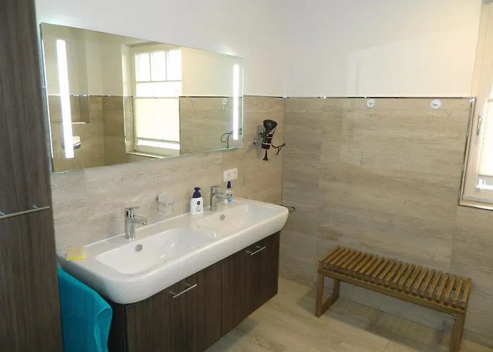 Semesterbostad Haus Frieda *